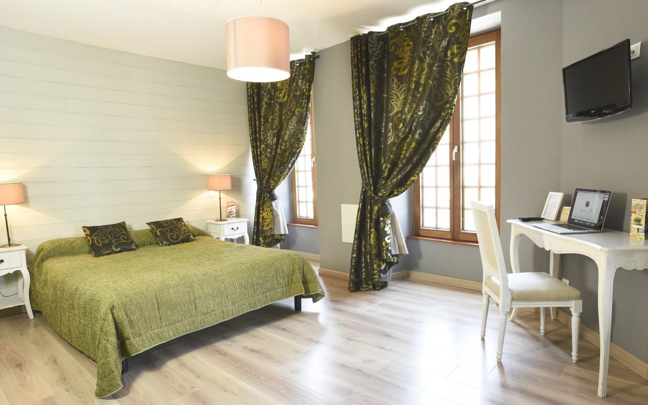 Logis Hotel-Restaurant Le Relais โอตรีฟส์ ภายนอก รูปภาพ